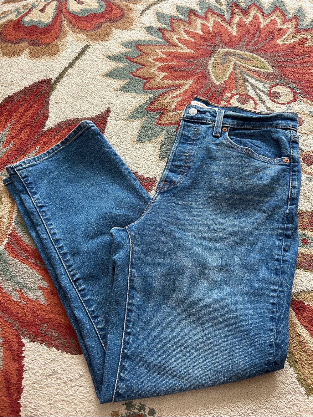 Levi's || Medium Blue Straight Leg Jeans